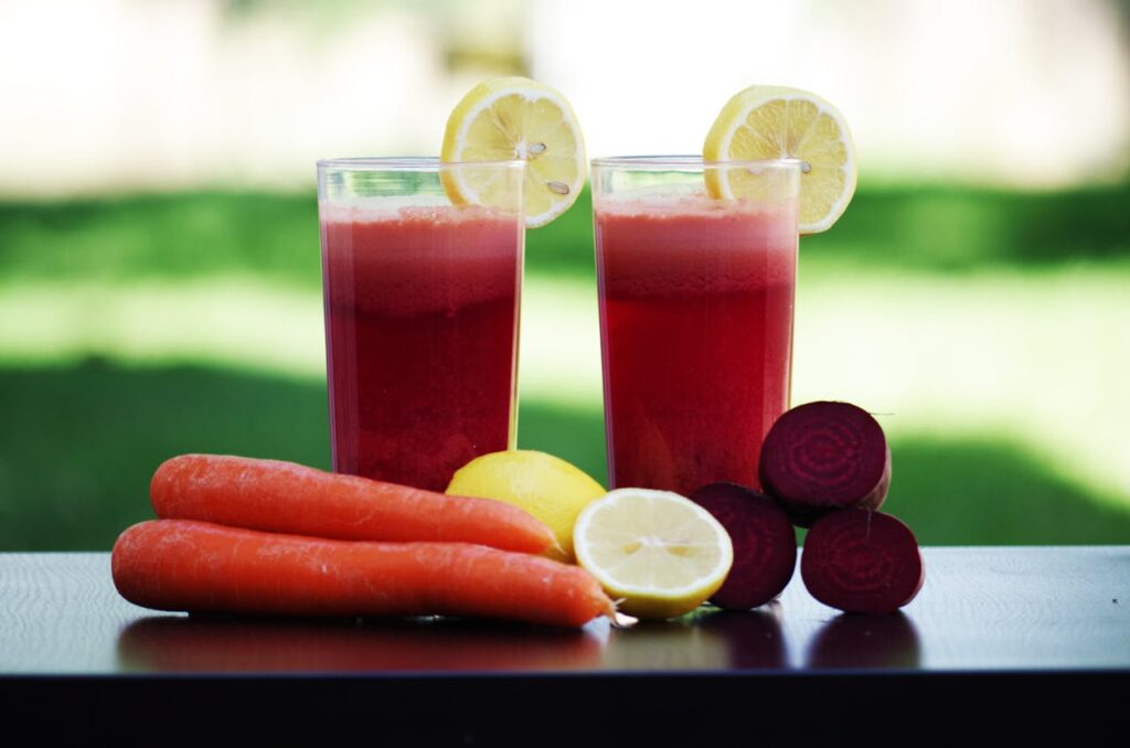 smoothie-fruit-vegetables-salad-beetroot-carrots-161440-161440.jpg